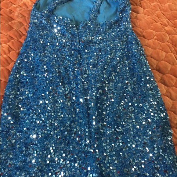 Giffniseti prom/ homecoming dress. Size medium. Blue - Picture 2 of 3